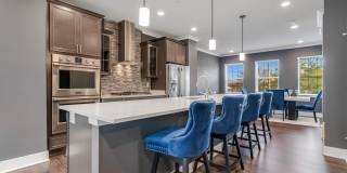 7806 JOHNNYCAKE Road Gallery 7