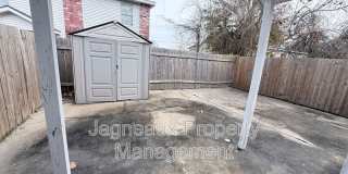 201 Crystal Ln Gallery 1