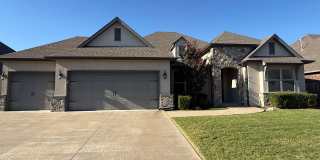 Luxury 4 Bedroom 2 Bath Tulsa Home in BA School District Luxury 4 Bedroom 2 Bath Tulsa Home in BA School District Gallery 1