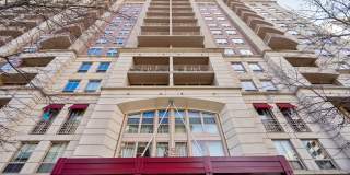 Sun-Drenched 1BR Condo with Rooftop Pool & Parking in Heart of Ballston Gallery 5