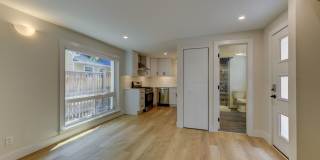 616 Marine St. Gallery 10