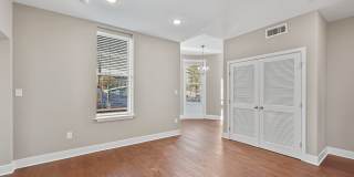 170 West Washington Gallery 12