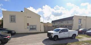 2444 NW 52 Ave Gallery 1