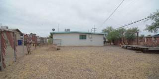 Charming 4 Bedroom 2 Bath House! South Tucson Location! Close to the 1-19! Gallery 17