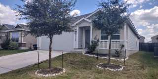 Charming 3 bedroom in Republic Creek! Gallery 3