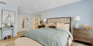 277 S Spalding Drive Gallery 19