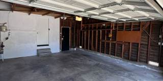 Beautiful One Level, 3 Bedroom, 3 Bathroom Tarzana Pool Home for Lease! Gallery 39