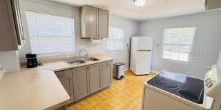 2722 S SUNRISE Court Gallery 13