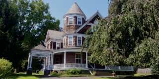 314 Cornelia St Gallery 1