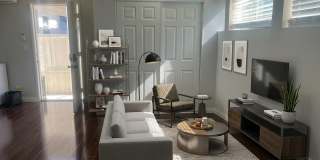 Charming Winnetka Studio (ADU)! Laundry In Unit! Gallery 13