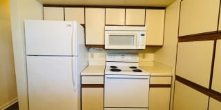 3 Bedroom 2 Bath Condo Gallery 7