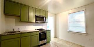 1203 MADELINE Drive unit: B Gallery 6