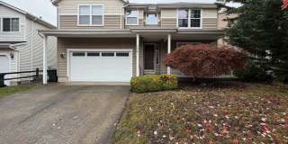 Spacious Bethany Craftsman Home with 3 Bedrooms, Bonus Loft, Granite Kitchen & Green Space Views Gallery 1