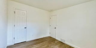 Remodeled Ranch Duplex Gallery 13