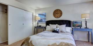 On the Green at Harbour Pointe Gallery 24