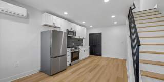 1911 W HUNTING PARK Avenue Gallery 7