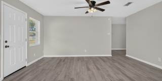 Ranch Home in Santa Monica Neighborhood Gallery 8