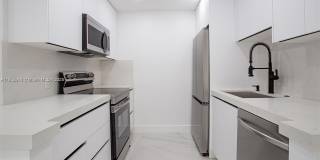 13250 SW 7th Ct Gallery 8