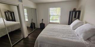 161 SE Village Dr Gallery 9