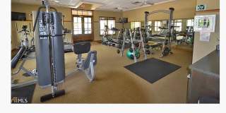 4/2 with Community Amenities Gallery 31