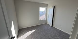 3br 2Ba 2-Story Home with fenced yard and garage Near Golf Course, Rotary Park Gallery 21
