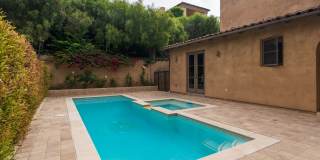 Gorgeous 5 Bedroom Home with sweeping views and pool Gallery 7