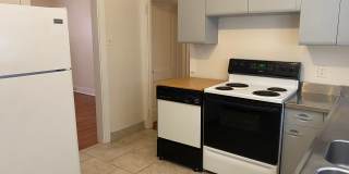 Open & Bright! 3 bedroom duplex Gallery 10