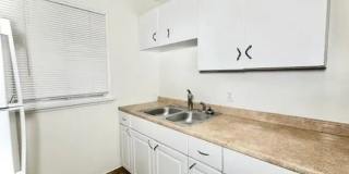 9747 Riverview Gallery 2