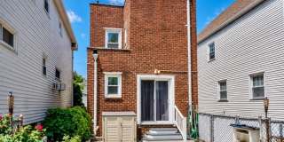 116 Brighton Ave Gallery 1