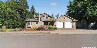 Spacious 4BR House in South Eugene Gallery 1