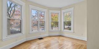 167 Norton Street - 1st Flr Gallery 8