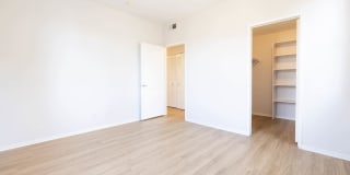 The Oaks Apartments Gallery 29