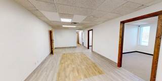4770 Indianola Ave Gallery 4