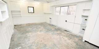 Inground swimming pool, Generac Generator, 3 bedroom 1.5 bath home in South Bend IN Gallery 24