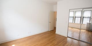 5326-5336 S. Greenwood Avenue Gallery 18