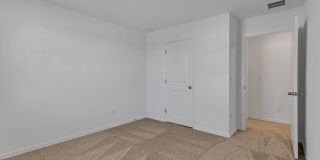 Like-New Ashton Woods Spacious 5BR 4BA, Prime Location Near I-4! Gallery 12