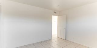 Bright & Spacious 2-Bedroom in the Heart of Las Vegas! Gallery 9
