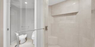 2777 Paradise Road Gallery 29