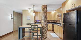Modern Industrial Condo in the Heart of Downtown San Diego – Walk to Petco Park & Waterfront Gallery 15