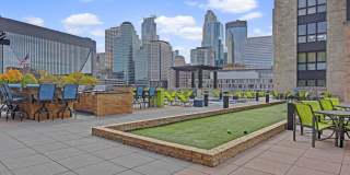 222 Hennepin Gallery 20