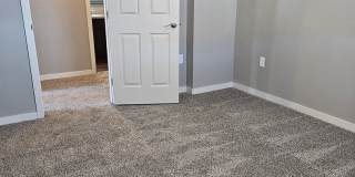JE181 Gallery 21