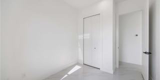 2700 49th St SW Gallery 21