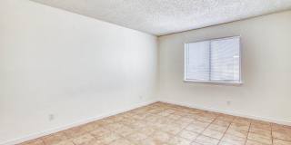 2012 Amy Sue Drive unit: B Gallery 37