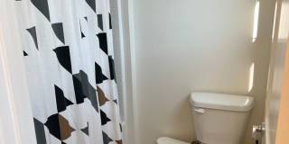 3 bed, 2.5 bath located in Ontario! Gallery 17