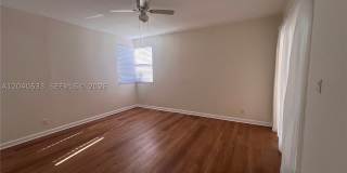 5661 Riverside Dr Gallery 12
