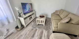 113 N Lakeside Drive Gallery 4