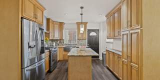 2006 ELLSWORTH Street Gallery 1