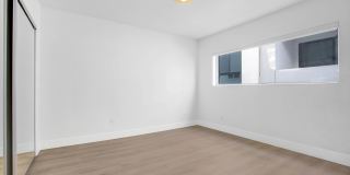 1333 N Martel Avenue Gallery 23