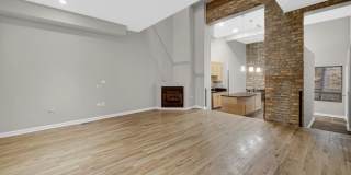 1424 West Grand Ave. Gallery 4