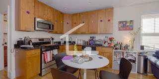 Charming 3 Bedroom-No Broker Fee Gallery 9